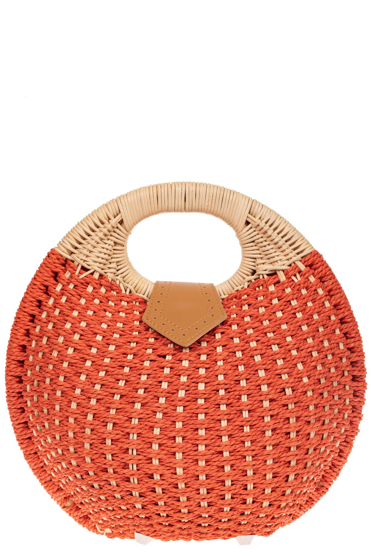 На фото 2 - Женская плетеная сумка из ротанга в форме шара, цвет коралл