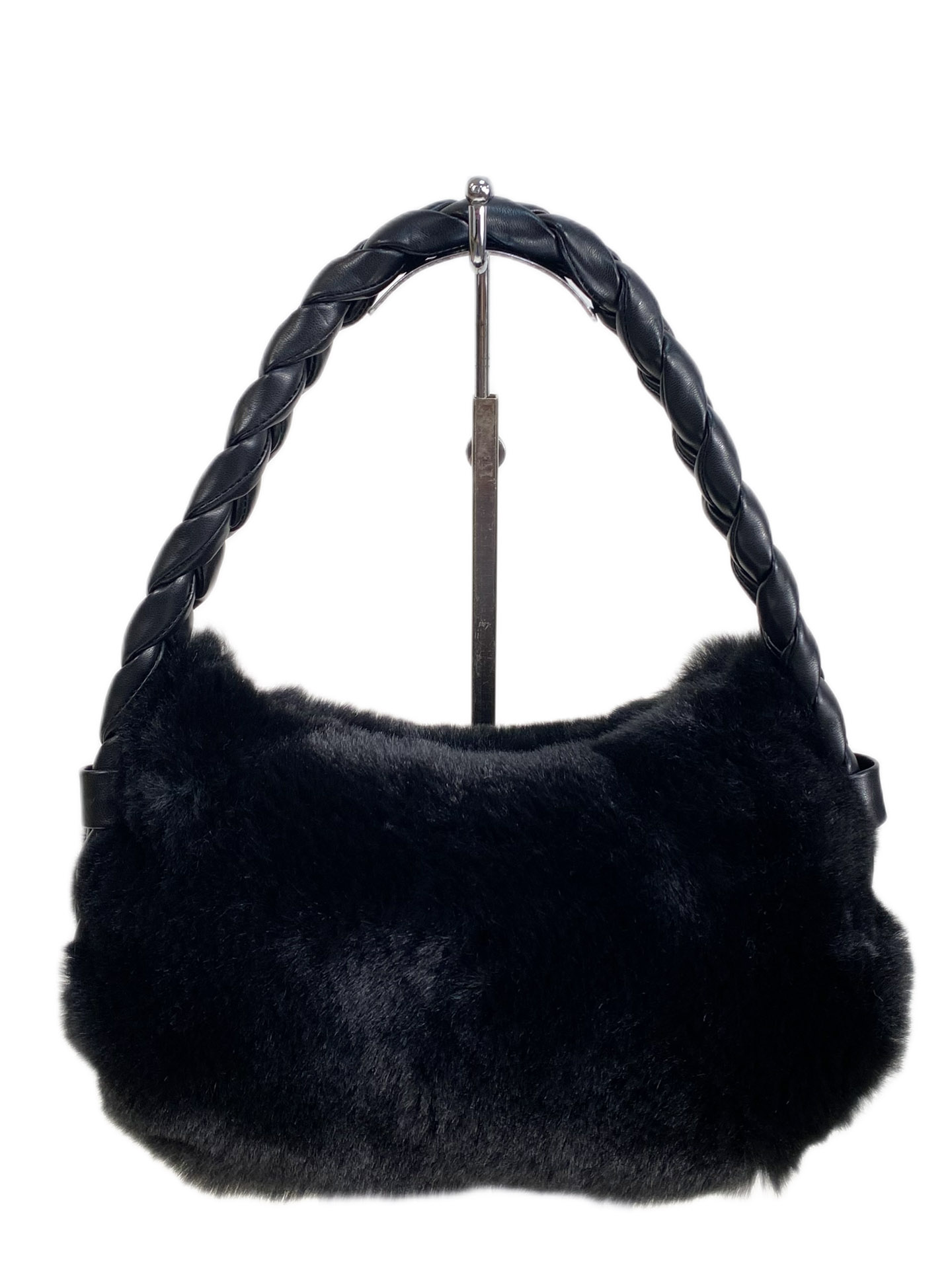 На фото 2 - Женская сумка из искусственного меха, цвет  черный