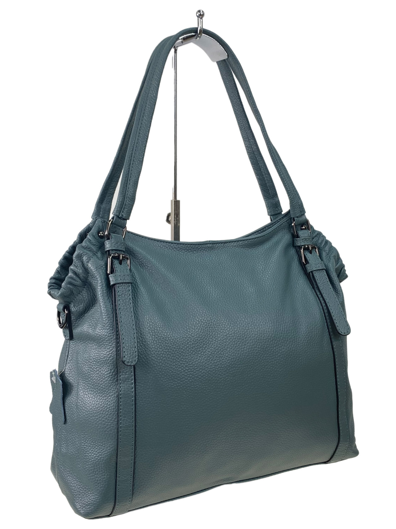 На фото 1 - Женская сумка  из натуральной кожи, цвет серо голубой