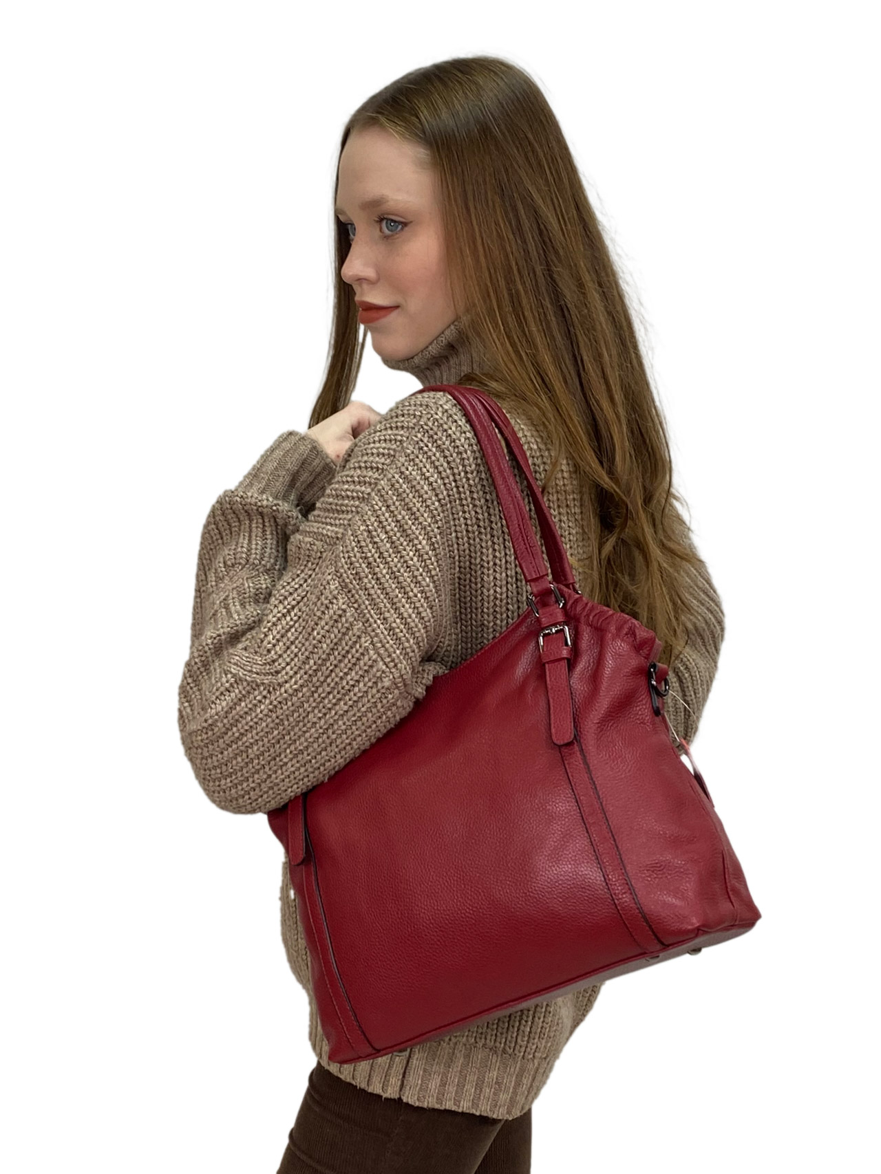 На фото 2 - Женская сумка  из натуральной кожи, цвет бордово красный