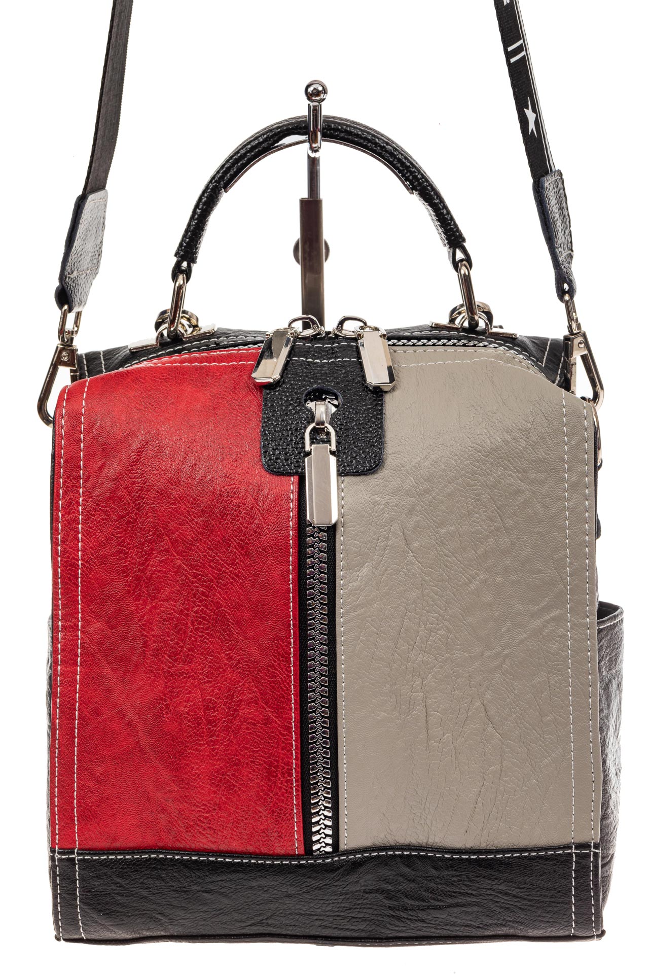 На фото 2 - Женская сумка рюкзак из искусственной кожи, цвет красный