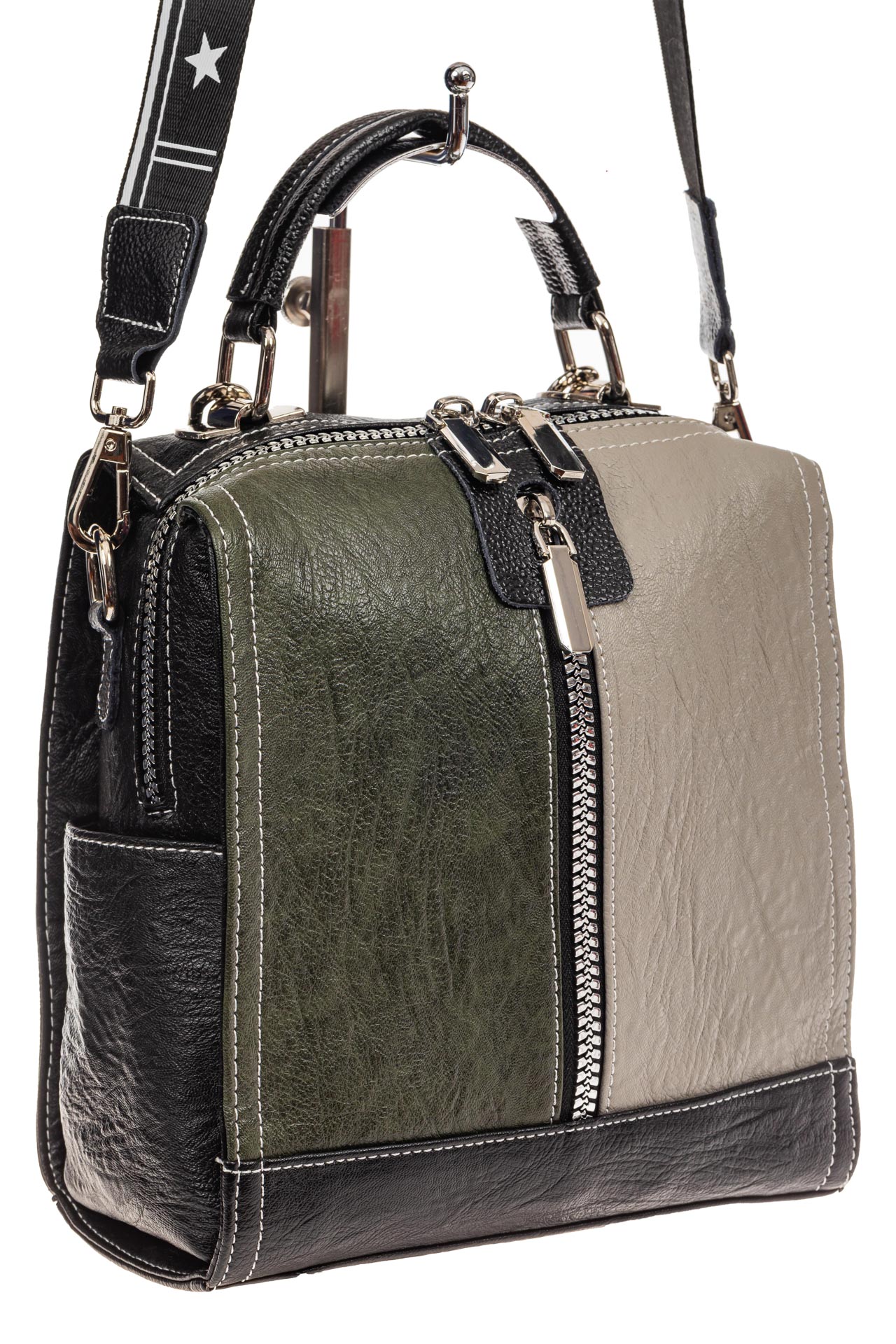На фото 1 - Женская сумка-рюкзак из искусственной кожи, цвет комбинированный (черный, зеленый, серый)