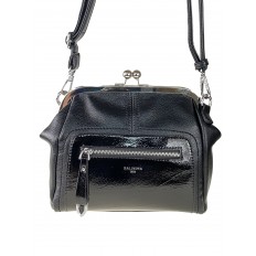 На фото 2 - Женская сумка из искусственной кожи с фермуаром, цвет чёрный