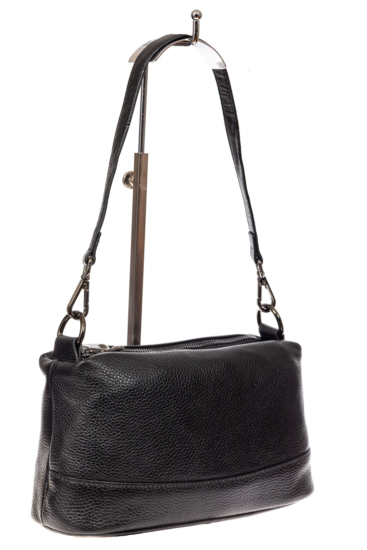 На фото 1 - Кожаная сумка багет, цвет черный