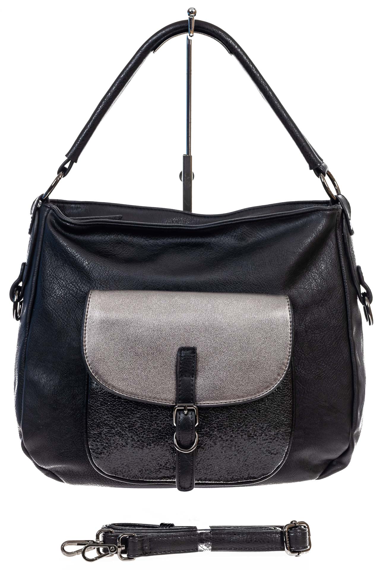 На фото 2 - Женская сумка хобо из гладкой экокожи, цвет черный