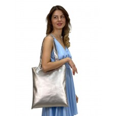 На фото 1 - Женская сумка шоппер из искусственной кожи, цвет серебро
