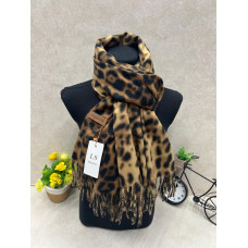 На фото 1 - Мягкий палантин из кашемира мультицвет На фото 1 - Мягкий палантин из кашемира мультицвет