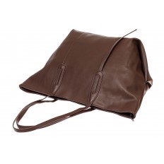 На фото 4 - Трапециевидная сумка из кожи, цвет коричневый