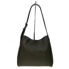 На фото 3 - Женская кожаная сумка на широком ремне, цвет хаки