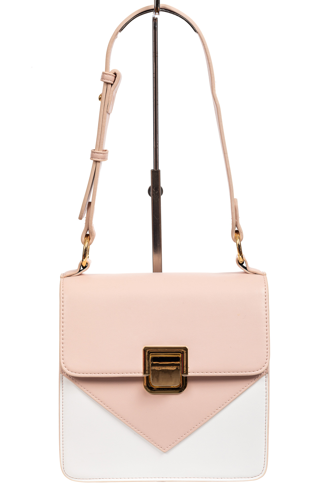 На фото 2 - Маленькая каркасная женская сумка из экокожи, цвет розовый
