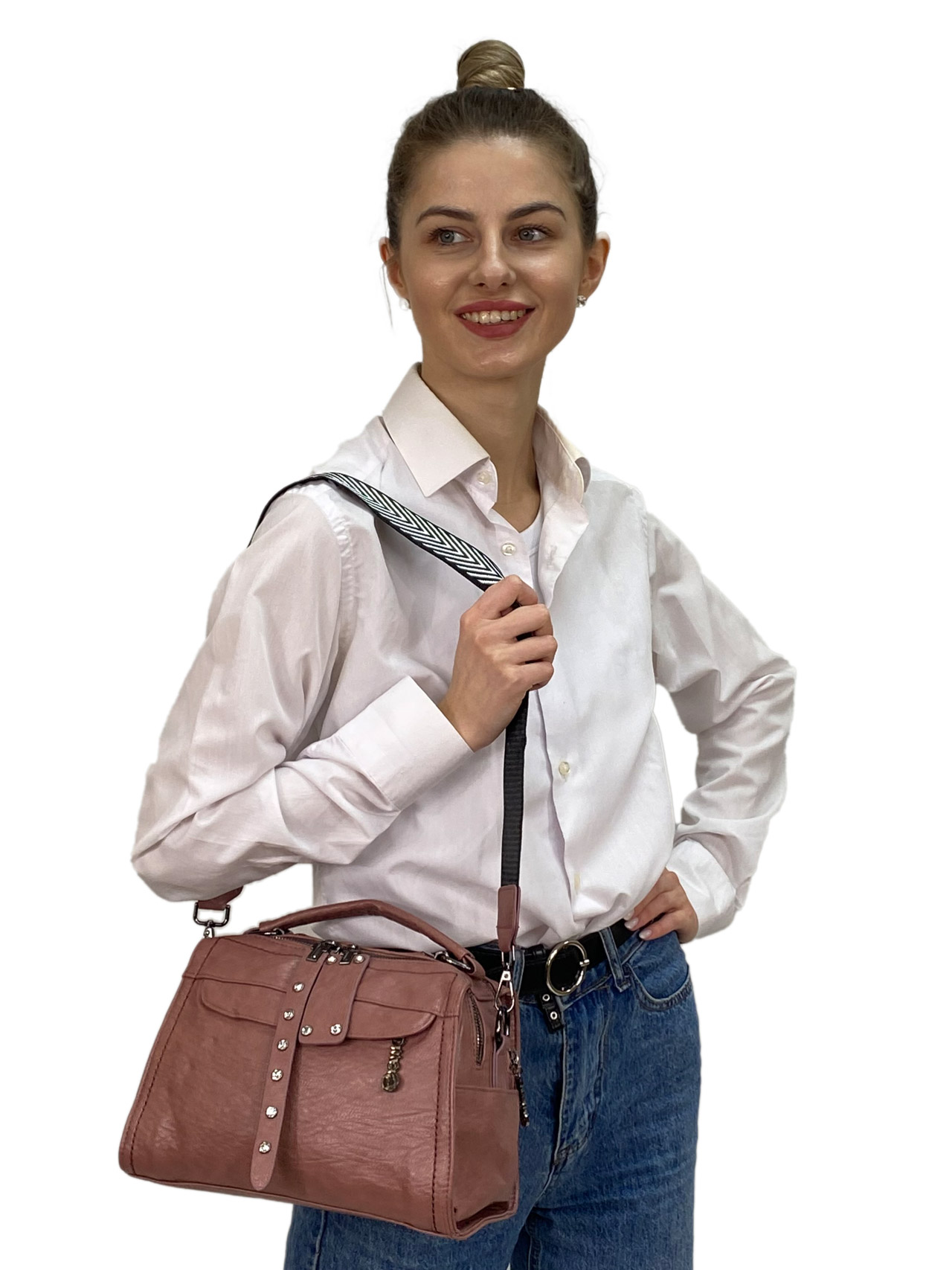 На фото 3 - Женская  сумка из искусственной кожи, цвет пудра 