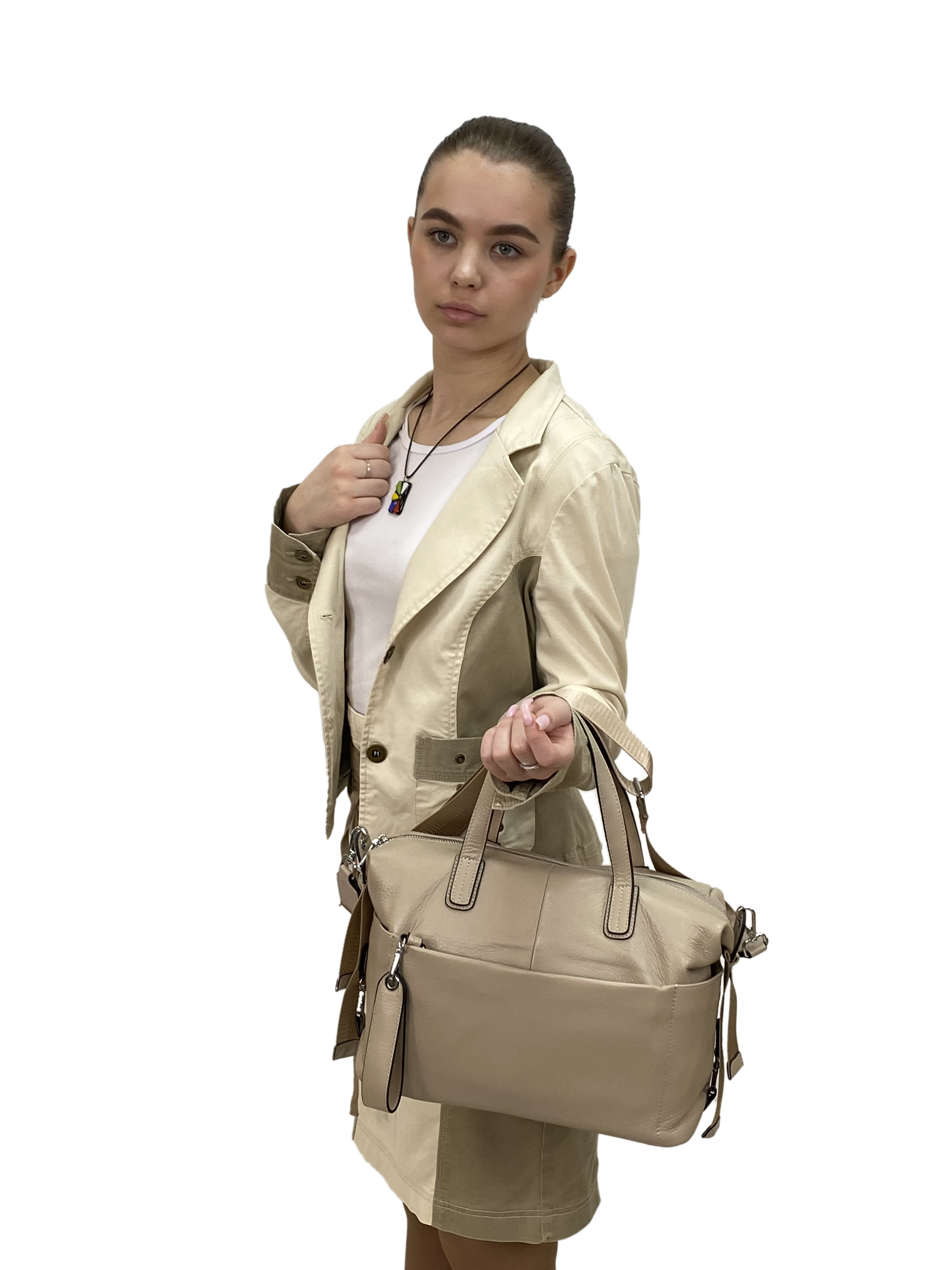 На фото 2 - Женская сумка трапеция из натуральной кожи, цвет бежевый