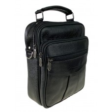На фото 1 - Повседневная мужская сумка из фактурной натуральной кожи, цвет чёрный