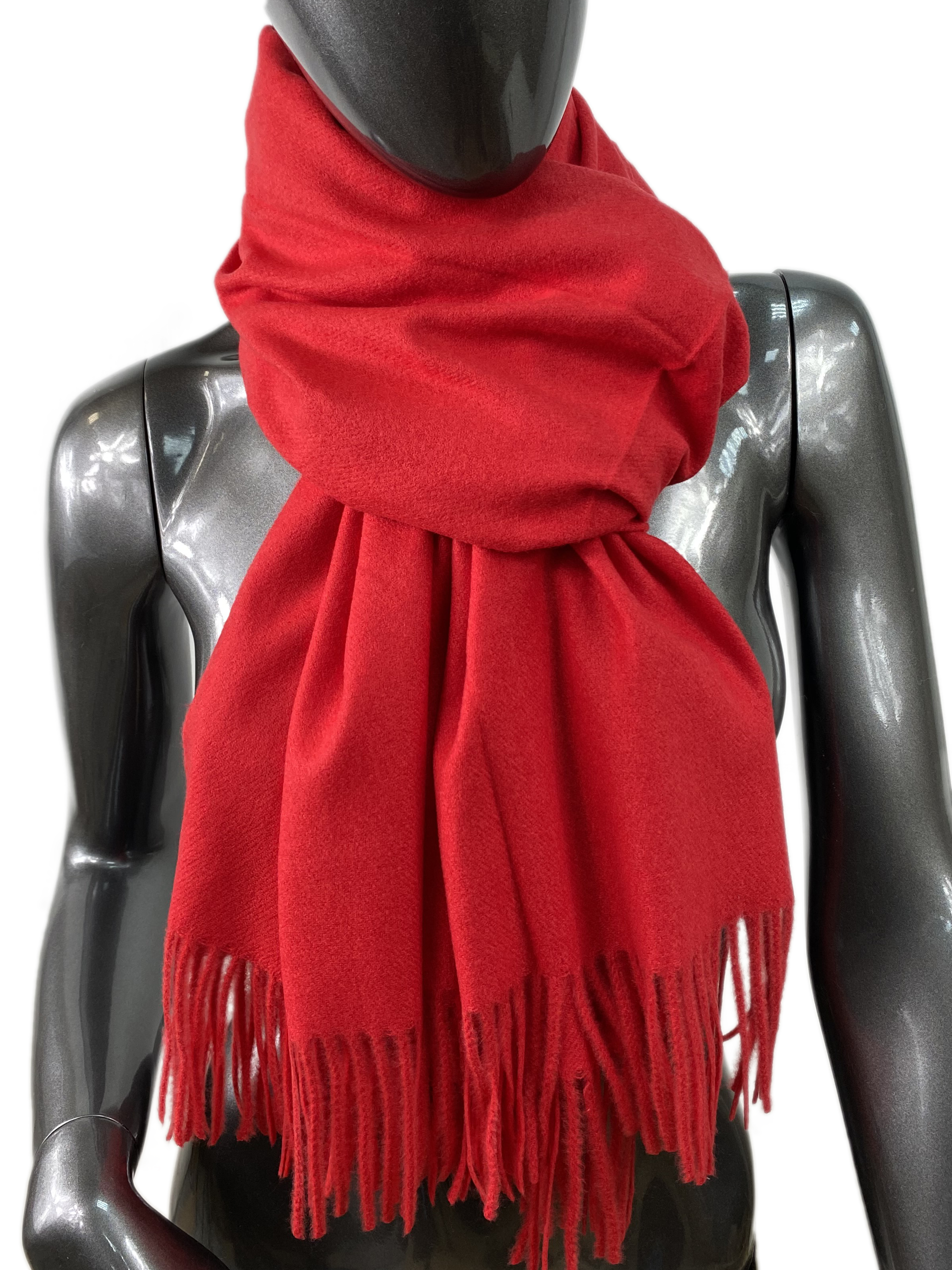 На фото 1 - Мягкий палантин-шарф из кашемира,  цвет красный 