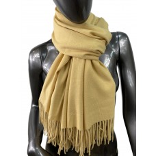 На фото 1 - Мягкий палантин-шарф из кашемира,  цвет светло-желтый