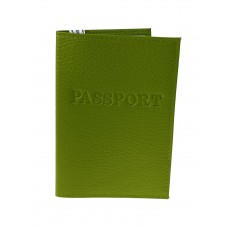 На фото 1 - Кожаная обложка для паспорта, цвет зеленый