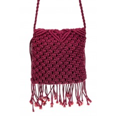 На фото 3 - Плетеная сумка с бахромой, цвет малиновый
