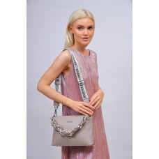 На фото 1 -  Мягкая женская сумка из искусственной кожи, цвет темно бежевый