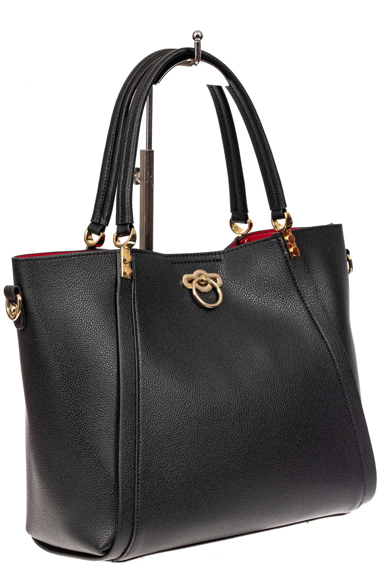На фото 1 - Кожаная стильная сумка шоппер с замком-кольцом, цвет черный