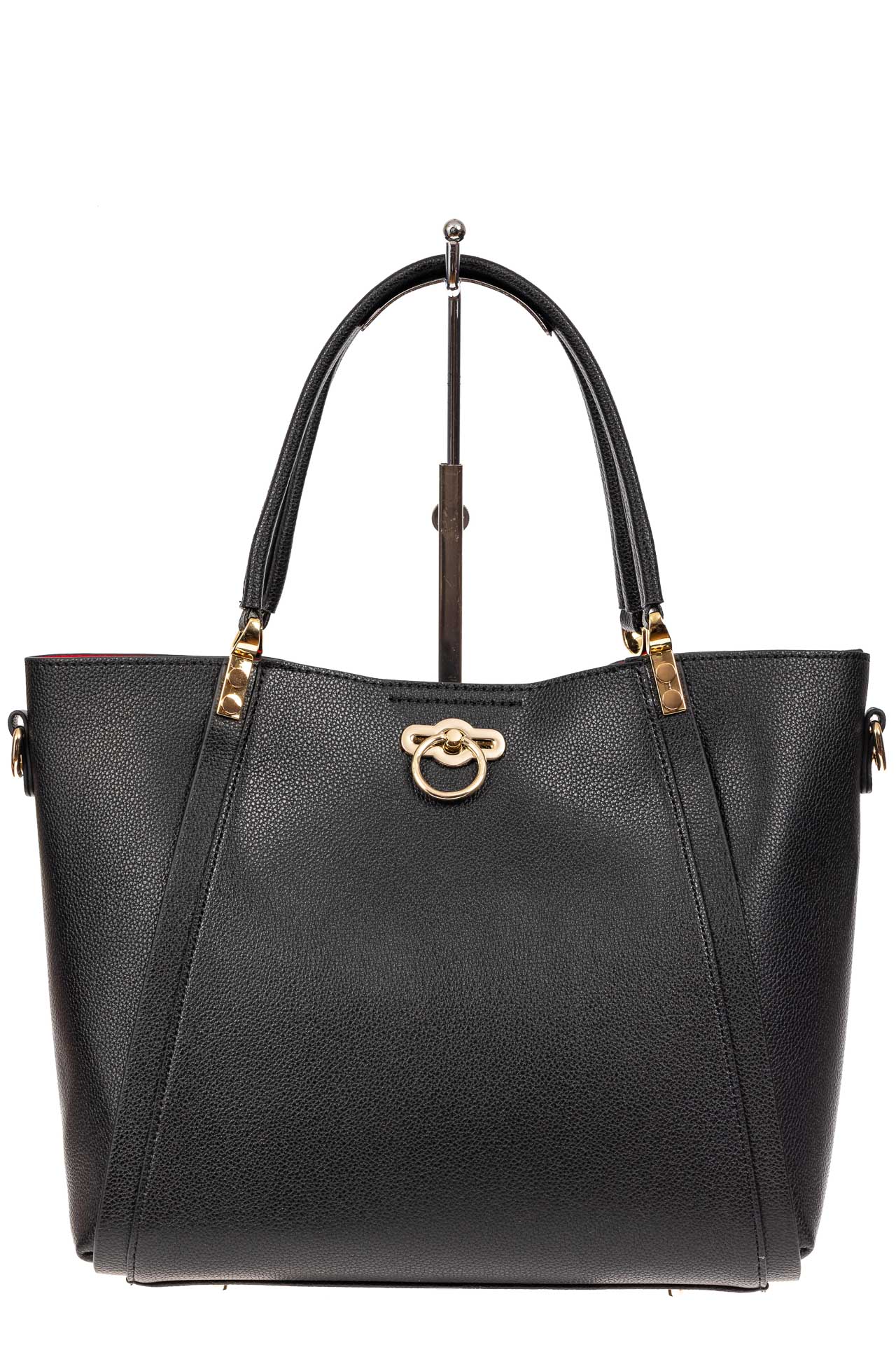 На фото 2 - Кожаная стильная сумка шоппер с замком-кольцом, цвет черный