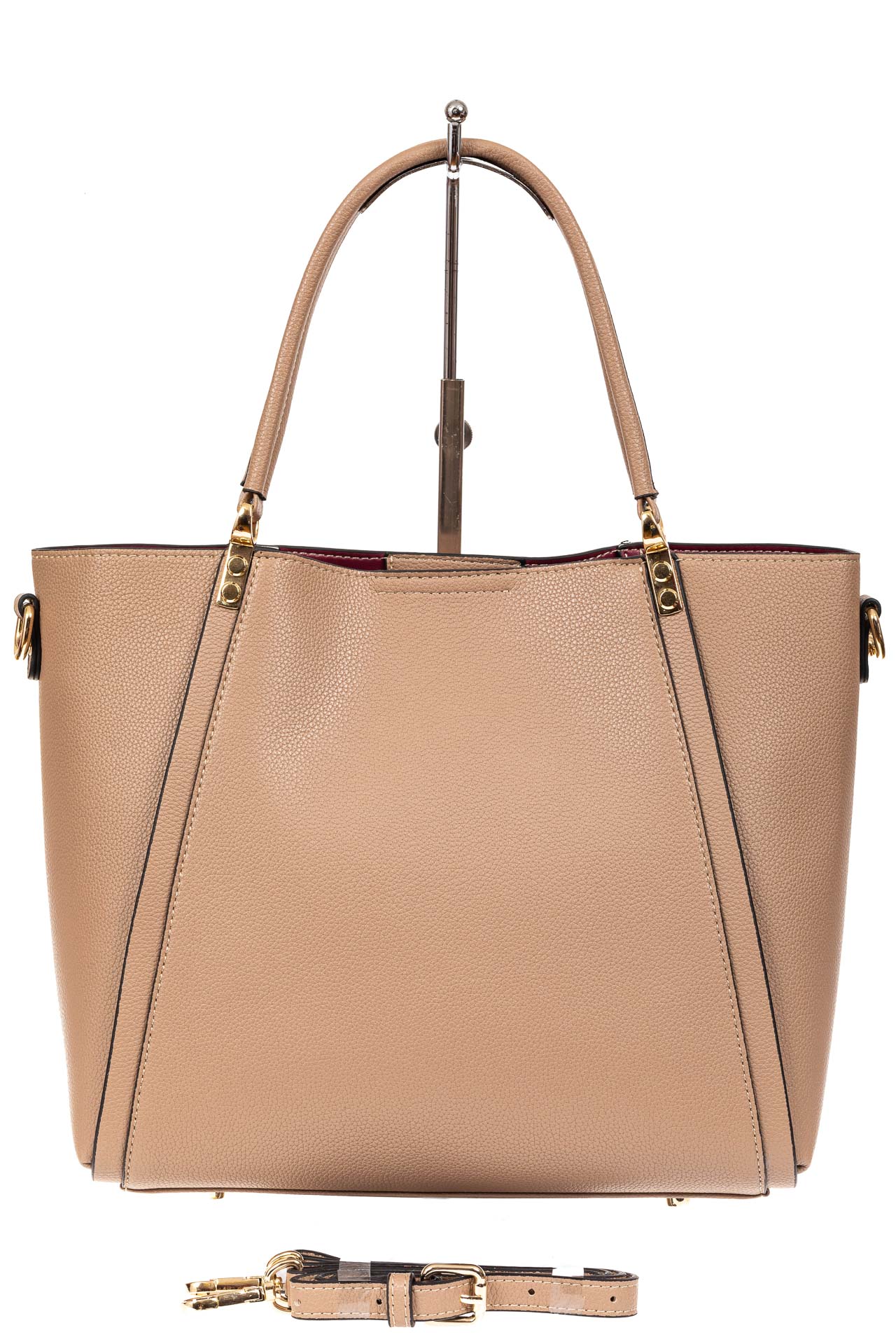 На фото 3 - Кожаная стильная сумка шоппер с замком-кольцом, цвет бежевый