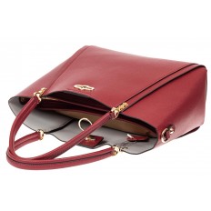 На фото 4 - Кожаная стильная сумка шоппер с замком-кольцом, цвет красный