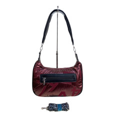 На фото 2 - Сумка из болоньи  через плечо, цвет бордовый