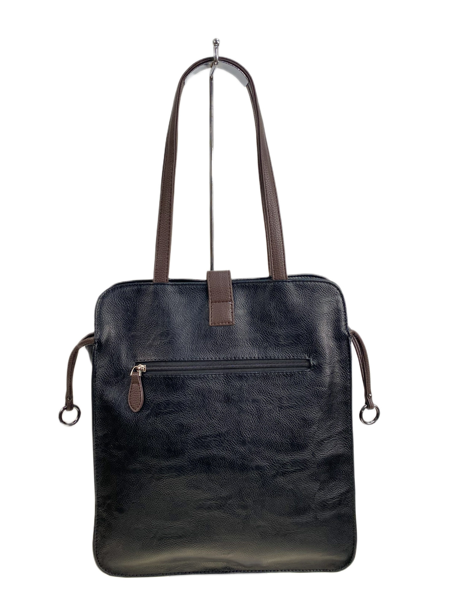 На фото 2 - Женская сумка из натуральной кожи, цвет  черный