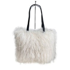 На фото 2 - Женская сумка из искусственного меха, цвет белый На фото 2 - Женская сумка из искусственного меха, цвет белый