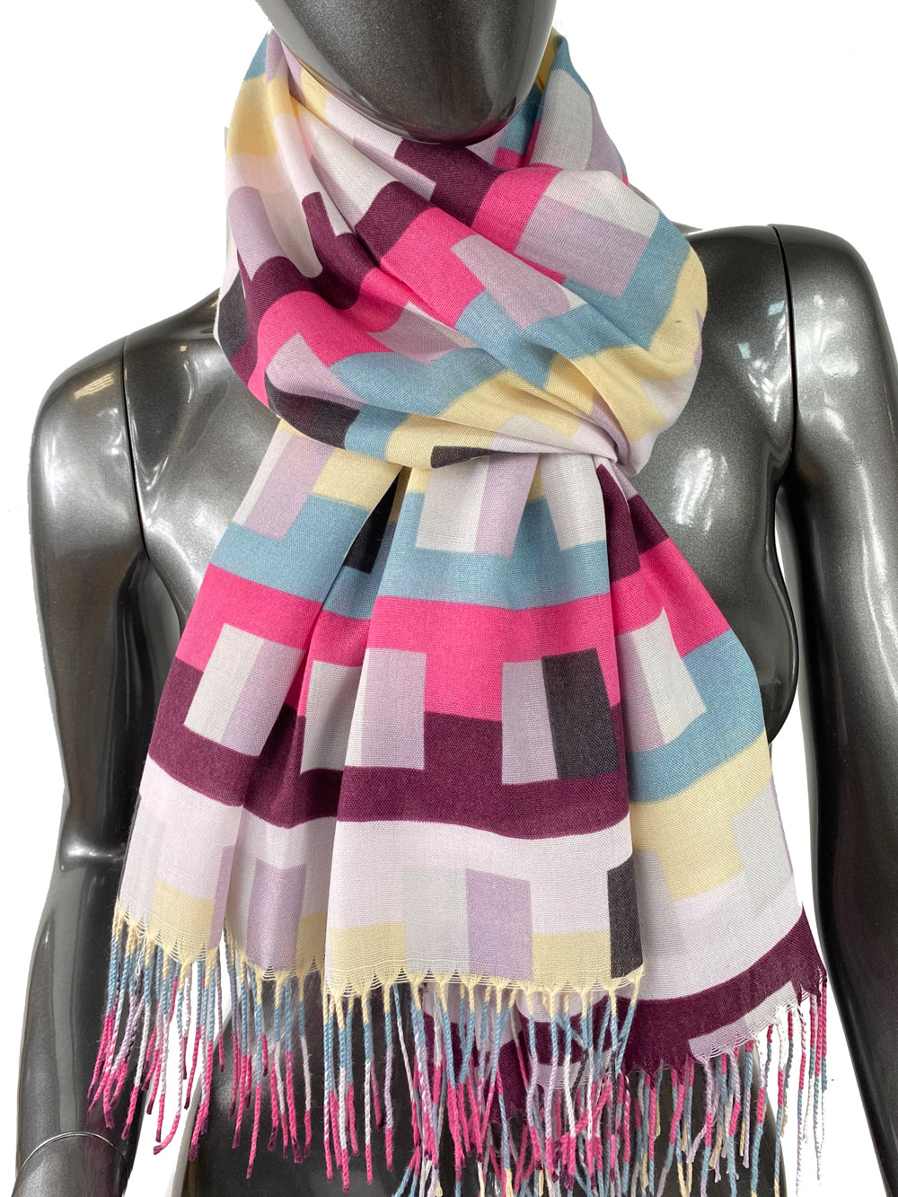 Разноцветный шарф-палантин из кашемира с геометрическим орнаментом