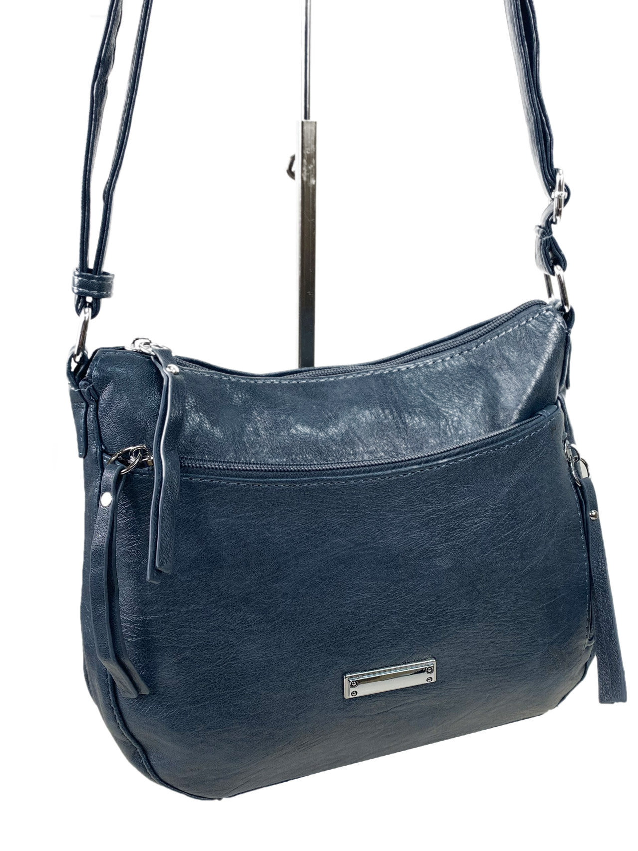 На фото 3 - Женская сумка  из искусственной кожи, цвет серо-голубой