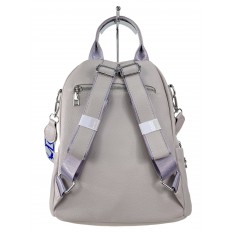 На фото 3 - Женская сумка-рюкзак  из искусственной кожи, цвет  светло серый