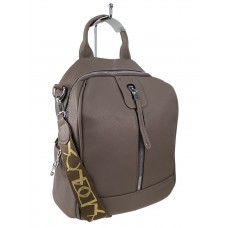 На фото 1 - Женская сумка-рюкзак  из искусственной кожи, цвет какао