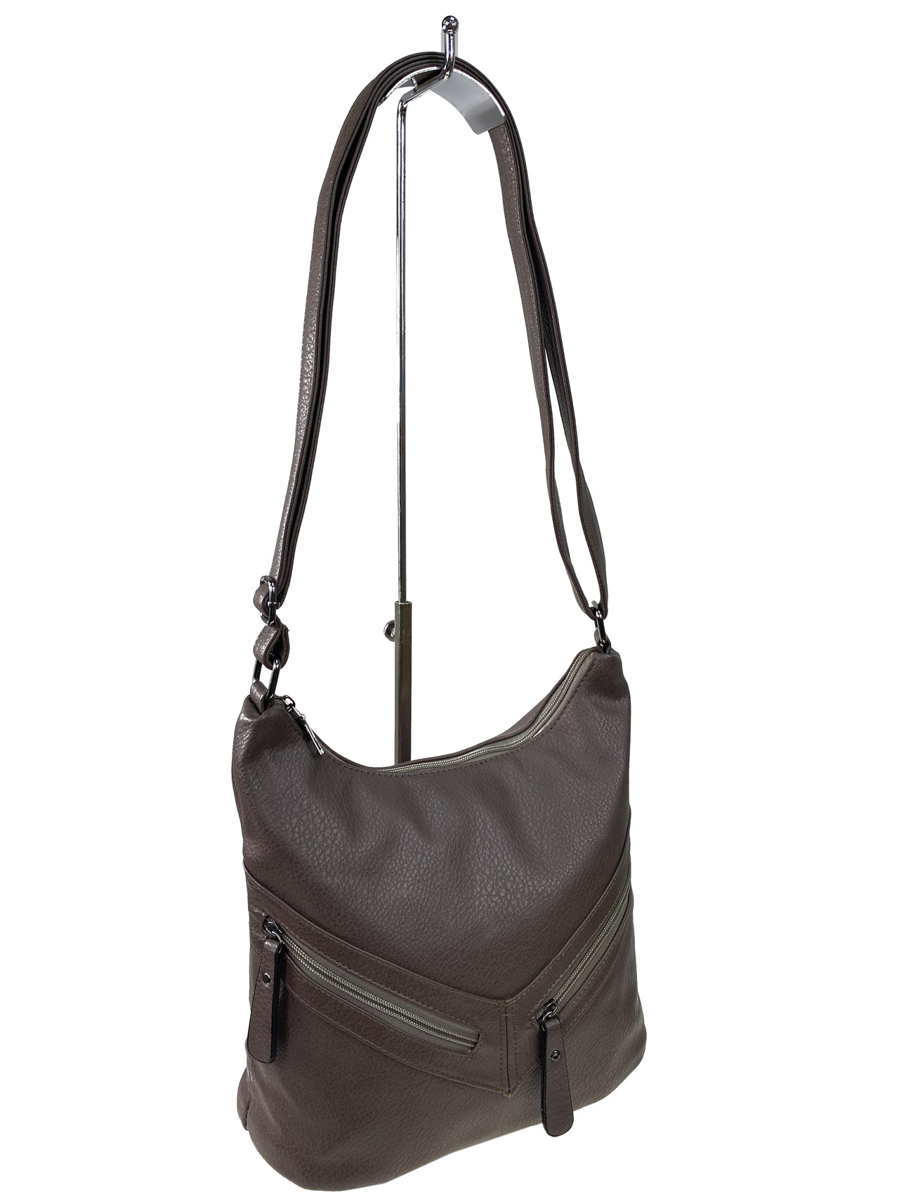 На фото 1 - Женская сумка хобо из искусственной кожи, цвет коричневый