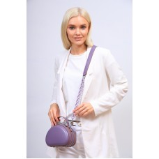 На фото 1 - Женская сумка кросс-боди из искусственной кожи, цвет фиолетовый