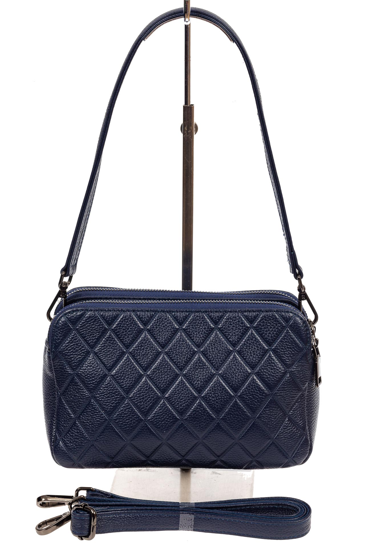 На фото 3 - Женская стёганая сумка из кожи, цвет синий