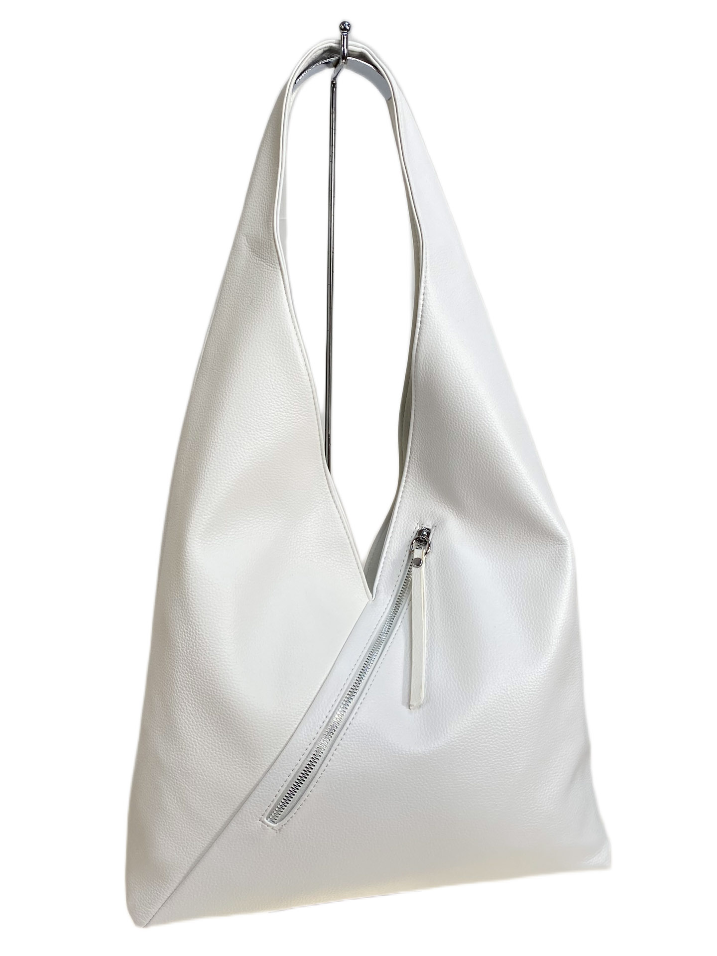 На фото 1 - Женская сумка из искусственной кожи, цвет белый