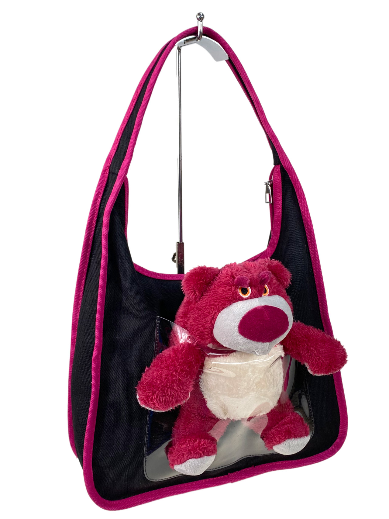 На фото 1 - Текстильная сумка с игрушкой, цвет черный с фуксией