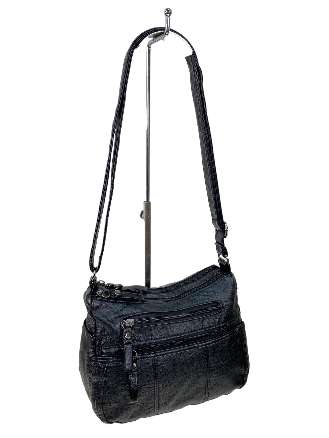 На фото 1 - Женская классическая  сумка из искусственной кожи, цвет черный