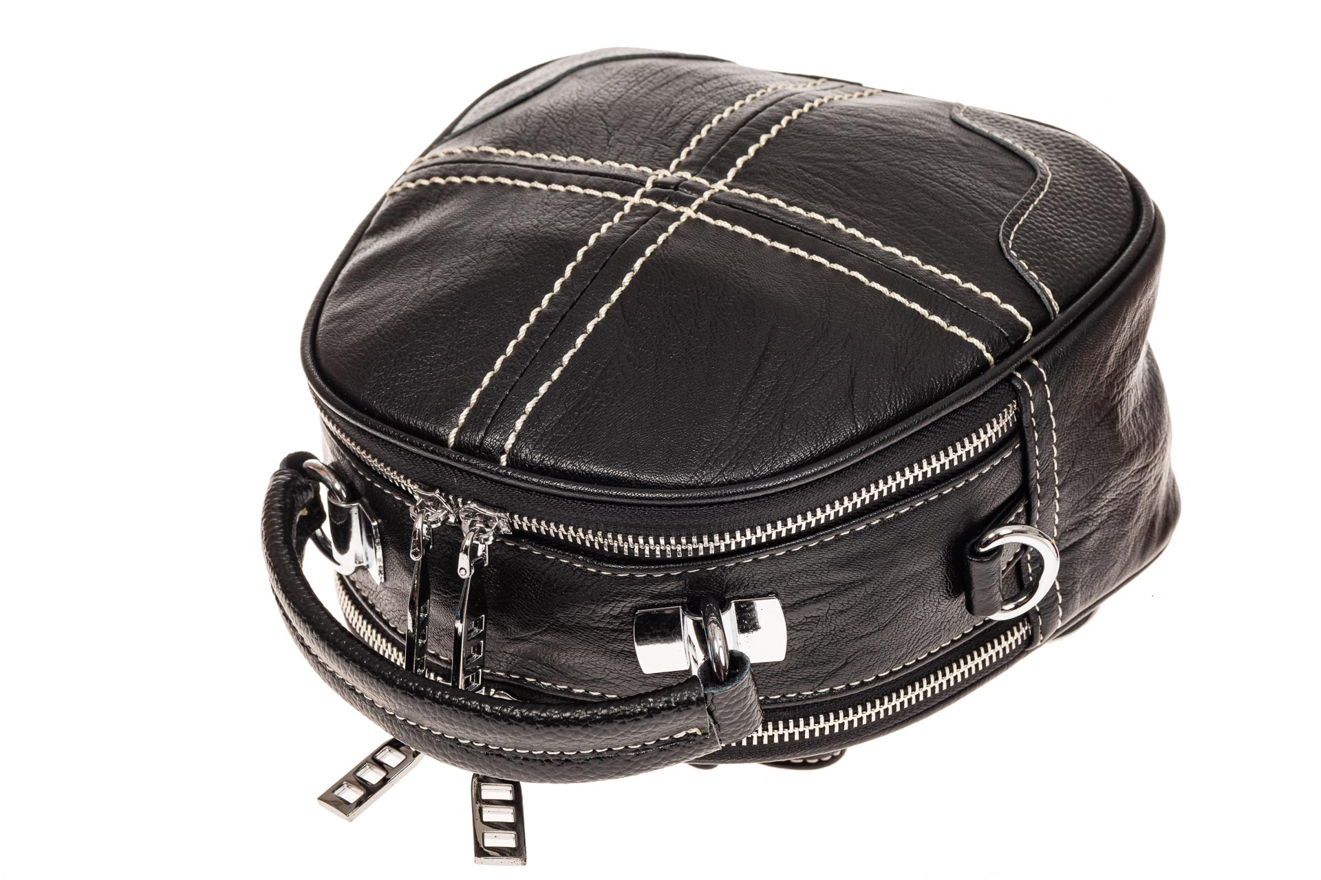 На фото 3 - Сумка-рюкзак из искусственной кожи, цвет черный с белым