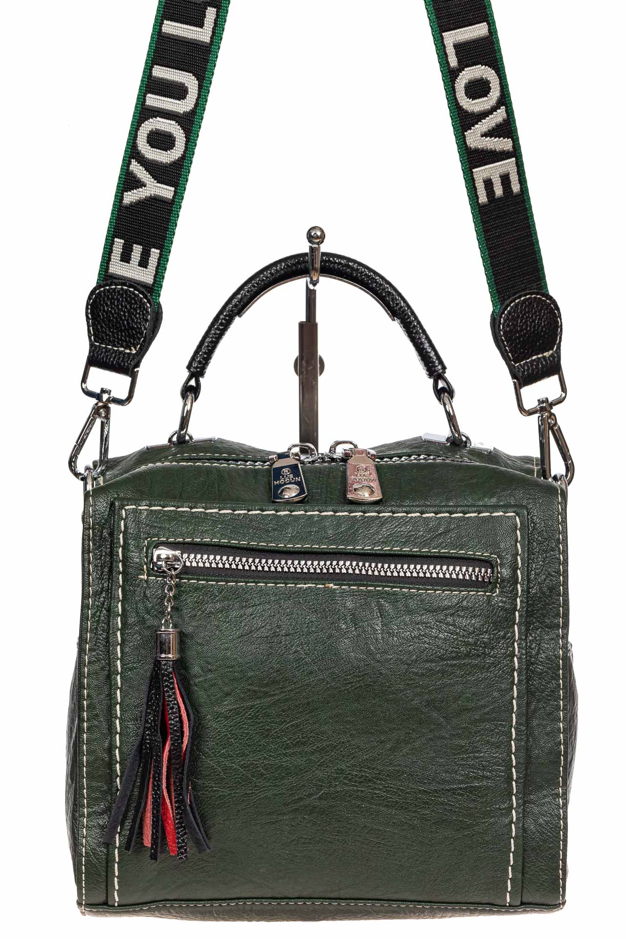 На фото 2 - Компактная сумка-рюкзак из искусственной кожи, цвет зелёный