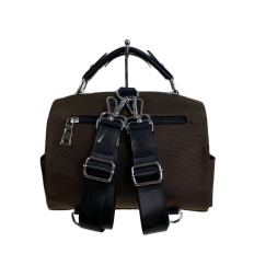 На фото 2 - Женская сумка-рюкзак из текстиля, цвет шоколад