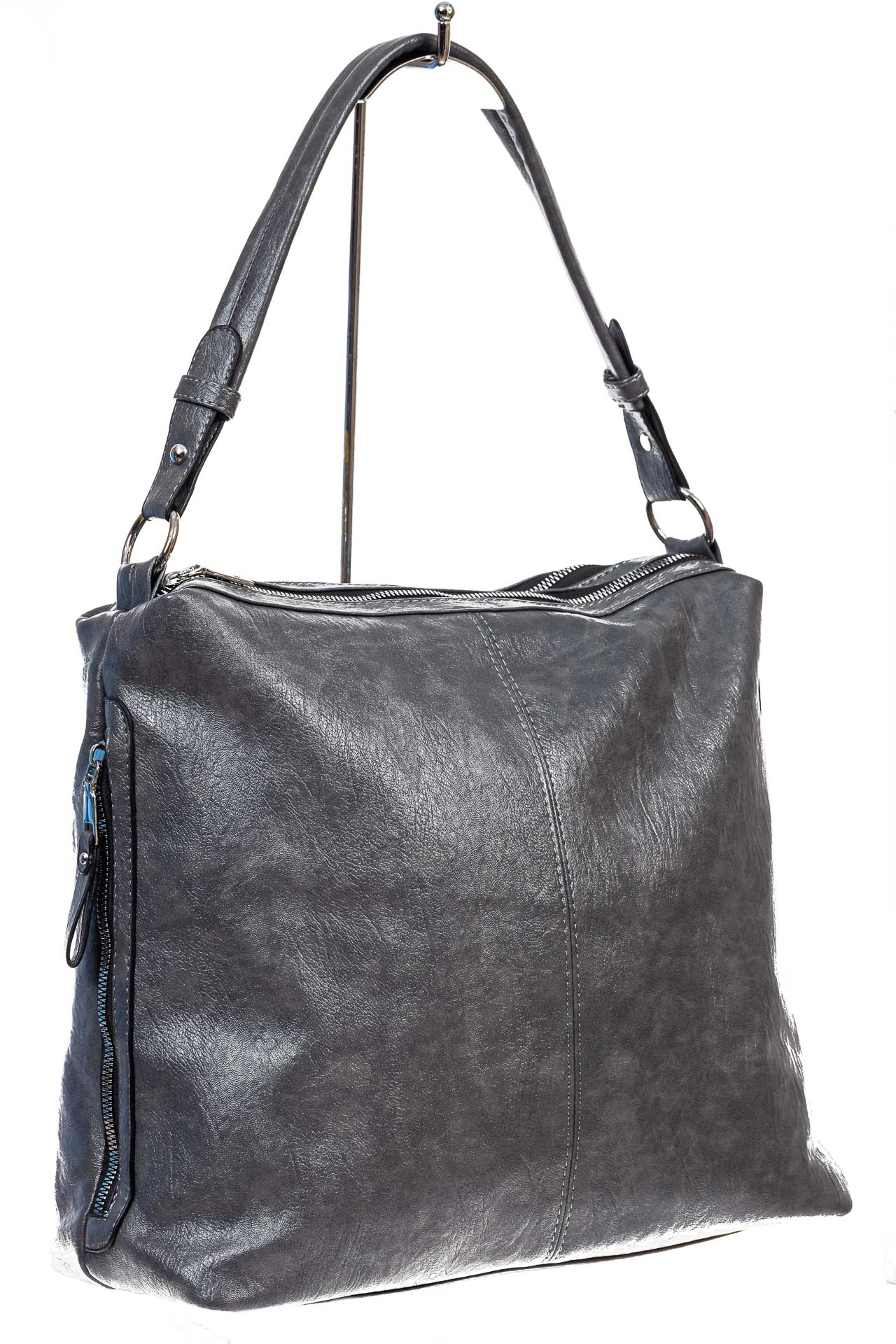 На фото 3 - Женская сумка хобо из искусственной кожи, цвет серый