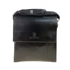 На фото 2 - Мужская сумка-планшет из чёрной искусственной кожи