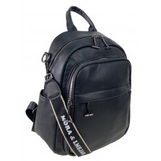 На фото 1 - Женская сумка-рюкзак  из искусственной кожи, цвет черный