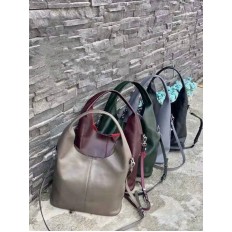 На фото 3 - Женская сумка шоппер из натуральной кожи, цвет бордо