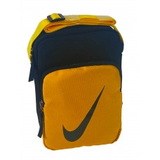 На фото 1 - Мужская сумка из текстиля, цвет черный с жёлтым