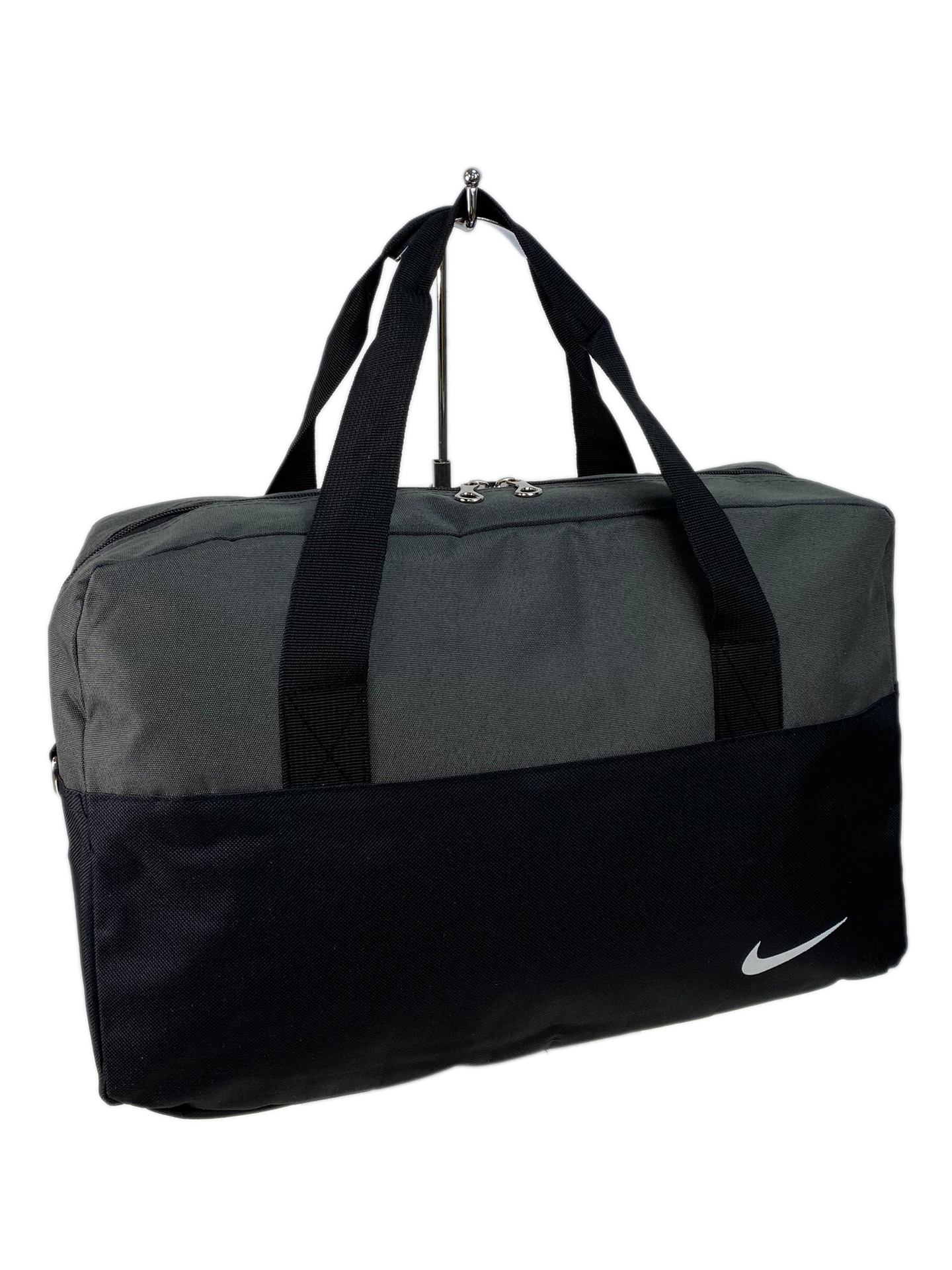 На фото 1 -  Дорожная сумка из текстиля цвет серый с черным