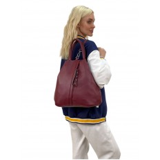 На фото 2 - Женская сумка- рюкзак из искусственной кожи, цвет бордовый