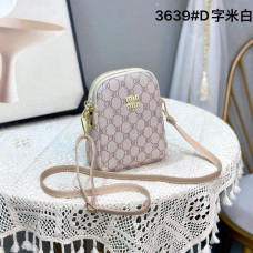 На фото 1 - Женская сумка из искусственной кожи мультицвет На фото 1 - Женская сумка из искусственной кожи мультицвет